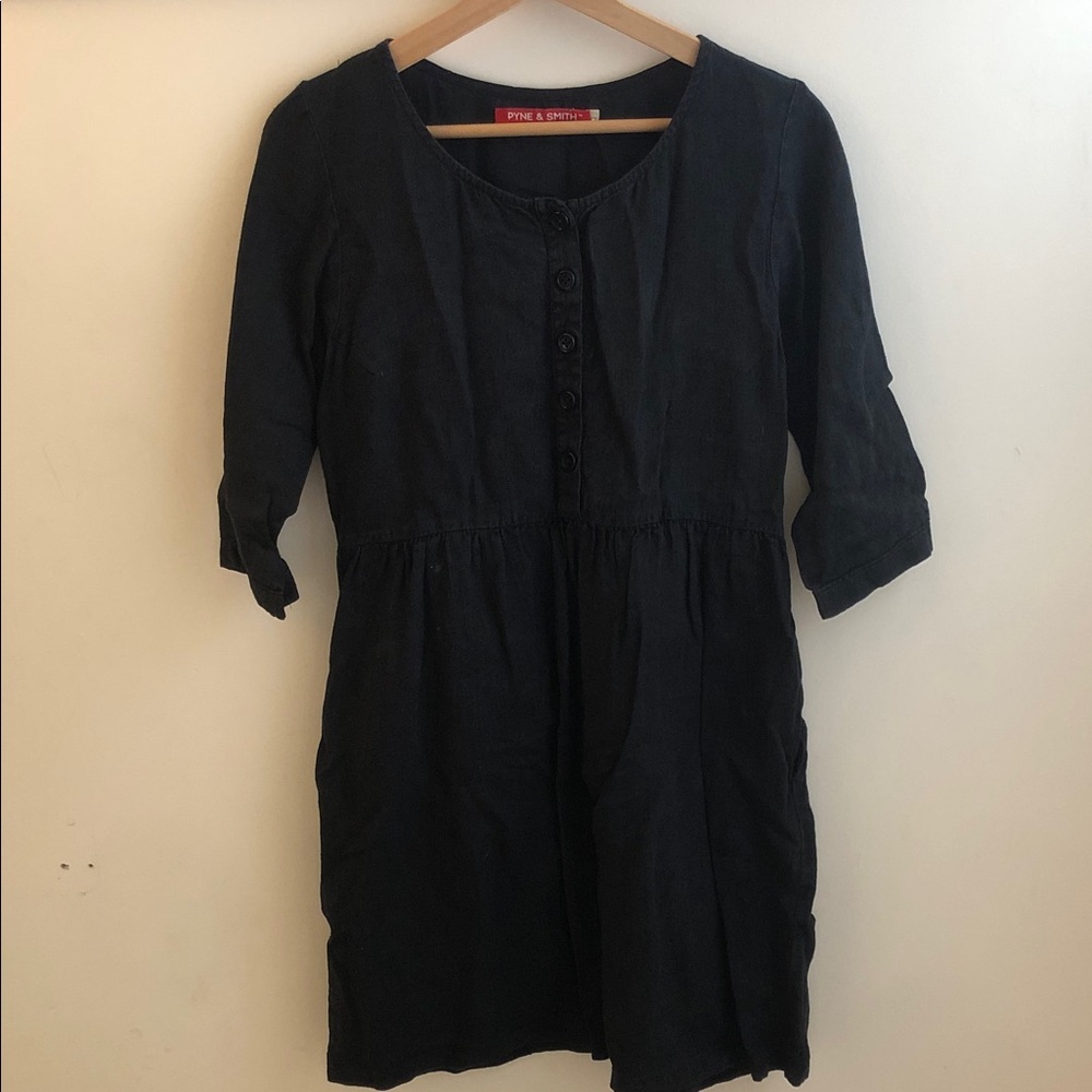 Pyne & Smith Black 3/4 Sleeve Dress